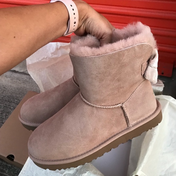UGG water resistant Bailey bow II ribbon Sz 11 new - Picture 4 of 7